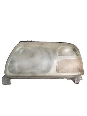 Base del faro izquierdo del conductor compatible con 99-05 VITARA 642294 Foto 1 de 4
