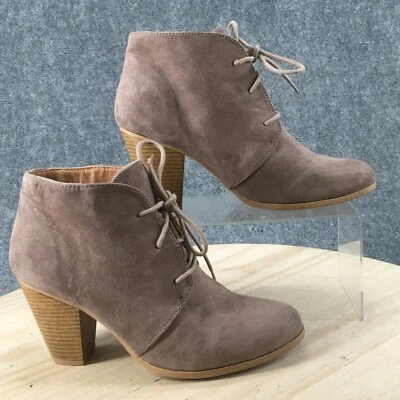 Maurices Boots Womens 10 Daphne Ankle Booties Beige Faux Leather Heeled Lace Up - Image 1 of 4