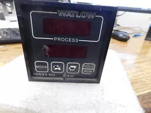 Regolatore di temperatura Watlow serie 942 Modello: 942A-3KD0-BE00 con guide di montaggio - Foto 1 di 5