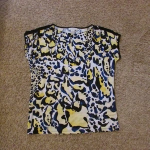 NWOT Liz Claiborne Large Black Yellow Blue Poly Blouse Top Cap Sleeve Quality - Picture 1 of 2