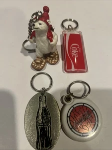 Lot Of 4 Coca-cola Key Rings - Picture 1 of 2