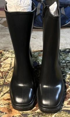 I.N.C Everettp black Sz  10 M Cushioned Square Toe Block Heel Zip-Up Rain Boots - Image 1 of 4
