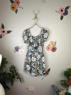 Mameluco forrado con estampado floral American Eagle - Talla - Pequeño Foto 1 de 4