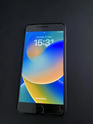 Apple iPhone 8 Plus A1897 (GSM) - 64GB - Space Grau (Ohne Simlock) - Bild 1 von 3
