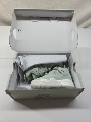 Кроссовки детские Nike Air Jordan 4 Infant TD зеленые с парусом белые серебристые HV4384-003 - Изображение 1 из 4