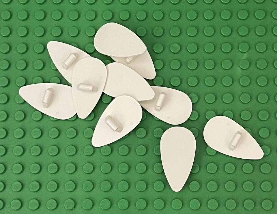 Lego 10 Pieces White Ovoid Shield / Creator Expert Botanical Flower Plant Parts - Image 1 of 1