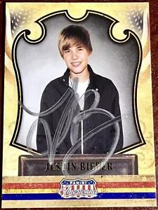 JUSTIN BIEBER Signed PANINI AUTOGRAPHED trading card auto pop music musician EDM - Picture 1 of 3