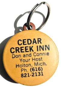 Cedar Creek Inn Hamburger Keychain Holton MI Don and Connie your hosts - Picture 1 of 3