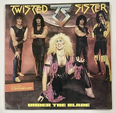 Twisted Sister ‎– Under The Blade - Venezuela Press 1985 NM - Image 1 of 4