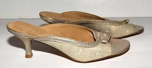 Stuart Weitzman Gold Open Toe with Bows Womens Kitten Heel Sandals Size7.5M - Picture 1 of 11