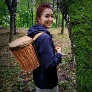 Mochila cesta forrajeo para recolección de setas, caza. Regalo para ella. Base de mimbre - Imagen 1 de 7