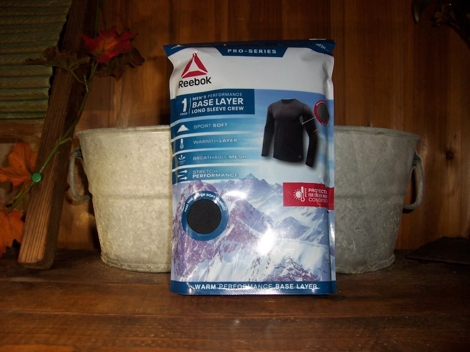 Reebok Men's Pro Series Base Layer Long Sleeve Crew Shirt Size Small Black