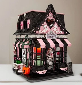 NEW 2025 Bath & Body Works Haunted Halloween SWEET SHOP Luminary Candle Holder - Picture 1 of 2