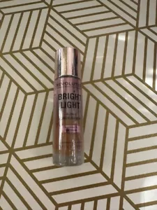 Revolution Beauty Bright Light 4-in-1 Face Glow Make Up Luminous Medium 0.77 Oz - Picture 1 of 2