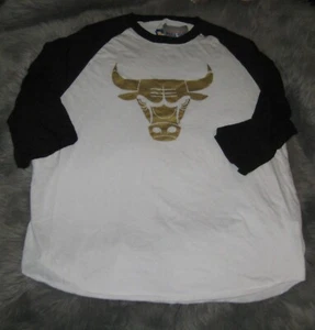 NBA Chicago Bulls gold logo shirt   last dance 72-10 champs jordan rodman pippen - Picture 1 of 6
