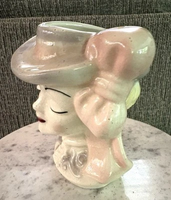 "Jarrón para la cabeza vintage glamour niña rubio cuello alto traje de montar sombrero rosa lazo 7""" Foto 1 de 4