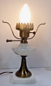 Label read "Genuine Venetian Glass, Made in Murano Italy" TABLE LAMP Electric - Picture 1 of 10