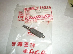 Nuevo NUEVO DE LOTE ANTIGUO velocímetro Kawasaki piñón H1 H2 Z1 KH 500 41060-012 - Imagen 1 de 1