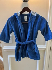 NAUTICA BOYS HOODED SHARK BATHROBE SWIM COVER UP SIZE 5/6 - Picture 1 of 5