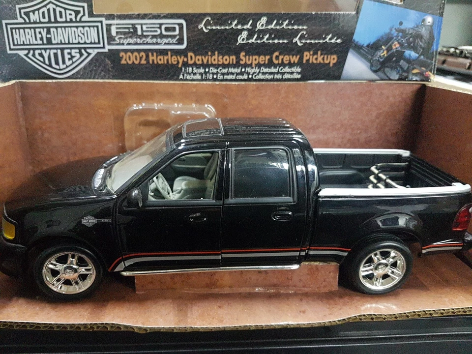 Ertl F-150 Supercharged Pick-up  1/18 - Immagine 1 di 4