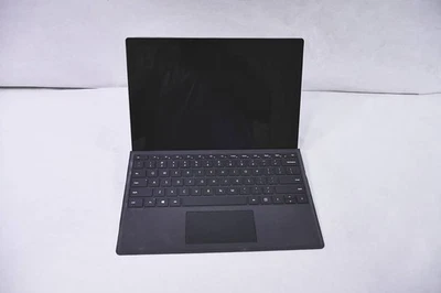 MICROSOFT SURFACE PRO 5 | FJX-00001 | 12.3" | 256GB | WIFI | PLATINUM | WIN11P - Image 1 of 4