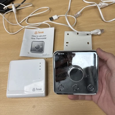 Hive SLT3 Active Heating 2-Wireless Thermostat + Nano 2 hub V2 - Image 1 of 4