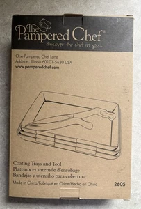 PAMPERED CHEF #2605 - 3 Coating Nesting Trays and Tongs NEW UNUSED in Open Box - Picture 1 of 4
