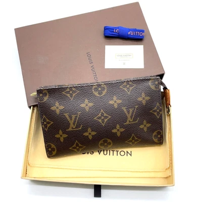 Authentic Louis Vuitton Monogram Bucket PM M42238 Pouch W/Box/Bag i110830 - Image 1 of 4