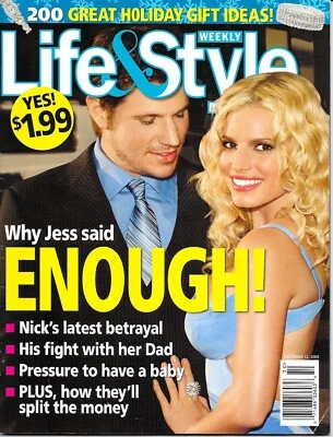 LIFE & STYLE WEEKLY (December 12, 2005) JESSICA SIMPSON & NICK LASHEY Cover - Imagem 1 de 4