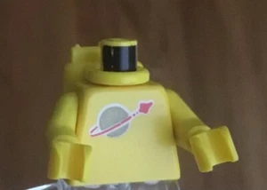 LEGO Classic Space gelbe Minifiguren Oberkörper, Druck in tollem Zustand mit Lufttanks - Bild 1 von 3