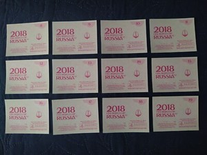 RUSSIA 2018 STADIUM PINK BACK STADIUM FOOTBALLERS SANDWICHES CHOOSE FIGURE + VELINA