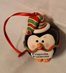 PINGUIN WEIHNACHTSSCHMUCK "FRIENDS FOREVER" GLOCKE HANDBEMALT  - Bild 1 von 7