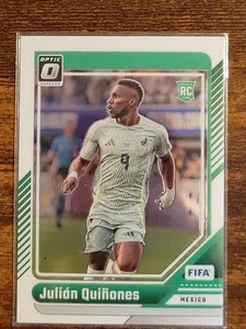 2024-25 Panini Donruss JULIAN QUINONES 5/5 Rookie RC Green Prizm Optic #44 - Foto 1 di 2