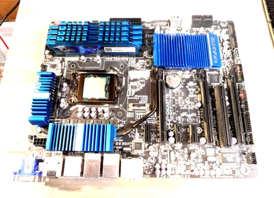 GIGABYTE Z77X-UD5H Motherboard With i5-3570K CPU and 32 Gb Ram LGA1155 - Image 1 of 4