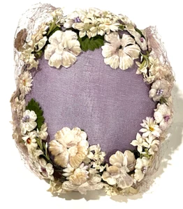 Vintage Lavender Ladies Hat Millinery Velvet Flowers Buds Greenery Veil Precious - Picture 1 of 11