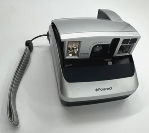 Vintage Polaroid One 600 Ultra Instant Flash Film Camera Silver 1993 - Bild 1 von 9
