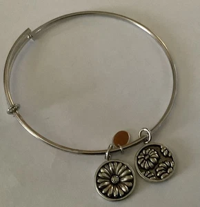 Chrysalis Authentic Flourish Collection - April Daisies (30) - Picture 1 of 2