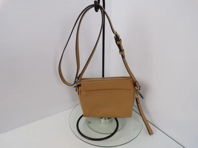 Cartera Bandolera VINCE CAMUTO Cuero Genuino Mujer Color Roble Guijarro Foto 1 de 4