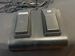 Behringer FS112V-2 Dual Footswitch - Used, No Accessories - Picture 1 of 2