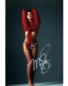 Foto firmada 8x10 autografiada de Milla Jovovich y certificado de autenticidad - Imagen 1 de 1