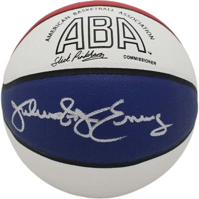 Baloncesto Beckett 47905 autografiado por Julius Erving Philadelphia 76ers ABA Foto 1 de 4