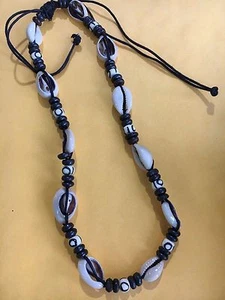 Cowry/Cowrie Shell Beaded Choker/Necklace New - Picture 1 of 1
