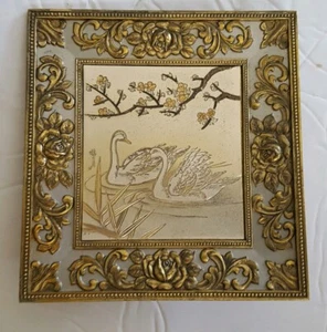 Vintage Sankyo Musical Picture Swans Japan Plays Ever Green - Picture 1 of 3