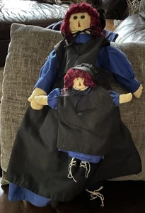 Bambola artigianale tipo Amish fatta a mano con bambino - Foto 1 di 4