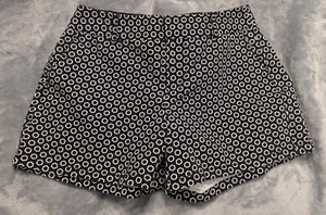 Elle Women's Black & White Floral Geometric Print Shorts Size 4 (28" x 4") - Picture 1 of 9