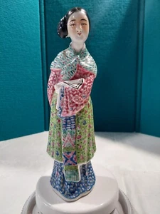 Chinese Antique "Famille Rose" 9 3/4" Porcelain Figurine, WeiHongTai Republic  - Bild 1 von 19