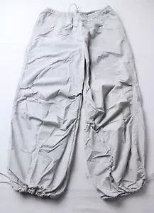 ASOS Design Women's Petite Parachute Cargo Pants BL1 Gray US: 2P UK: 6P EU: 34P - Picture 1 of 4