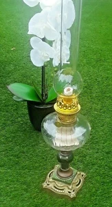 Antike geschliffene Glasschrift "Baccarat?" Grüne Öllampe mit neuem Brenner und Schornstein - Bild 1 von 7