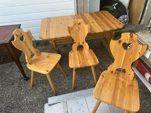 Extendable Wooden Table And 3 Chairs - Picture 1 of 24