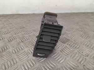 Vauxhall (Opel) Astra Mk7 2015-2021 Rechts Fahrer Mitte Armaturenbrett Heizung Luftausströmer 39079608 - Bild 1 von 15